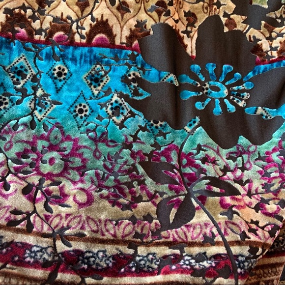 Vintage Boho tribal mesh and velvet top - Picture 4 of 16